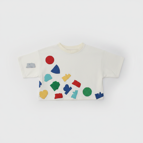 Appliqué Shape T-Shirt – front lay flat